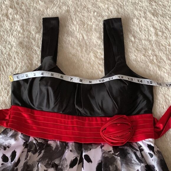 City Triangles dress size 7 - Picture 9 of 16